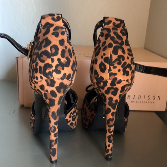 Leopard “Sable” Madison by Shoedazzle heels, size 6.5 - Picture 4 of 6
